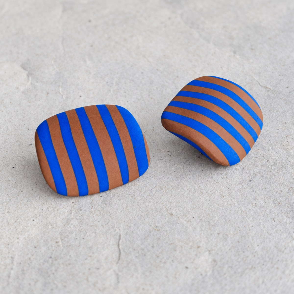LINEA BROWN-OCEAN BLUE